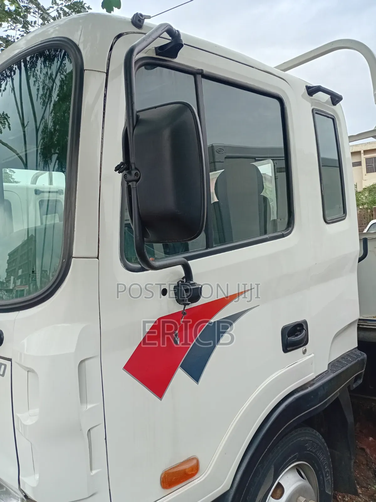 Hyundai Gold Truck
