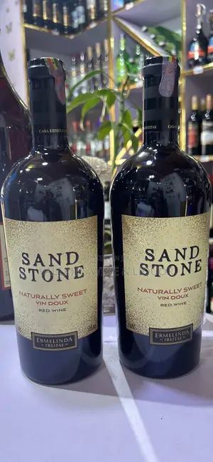 Sand Stone Natural Sweet Red Wine