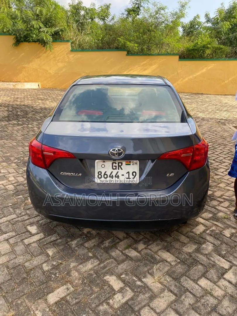 Toyota Corolla L 4dr Sedan (1.8L 4cyl 4A) 2015 Gray