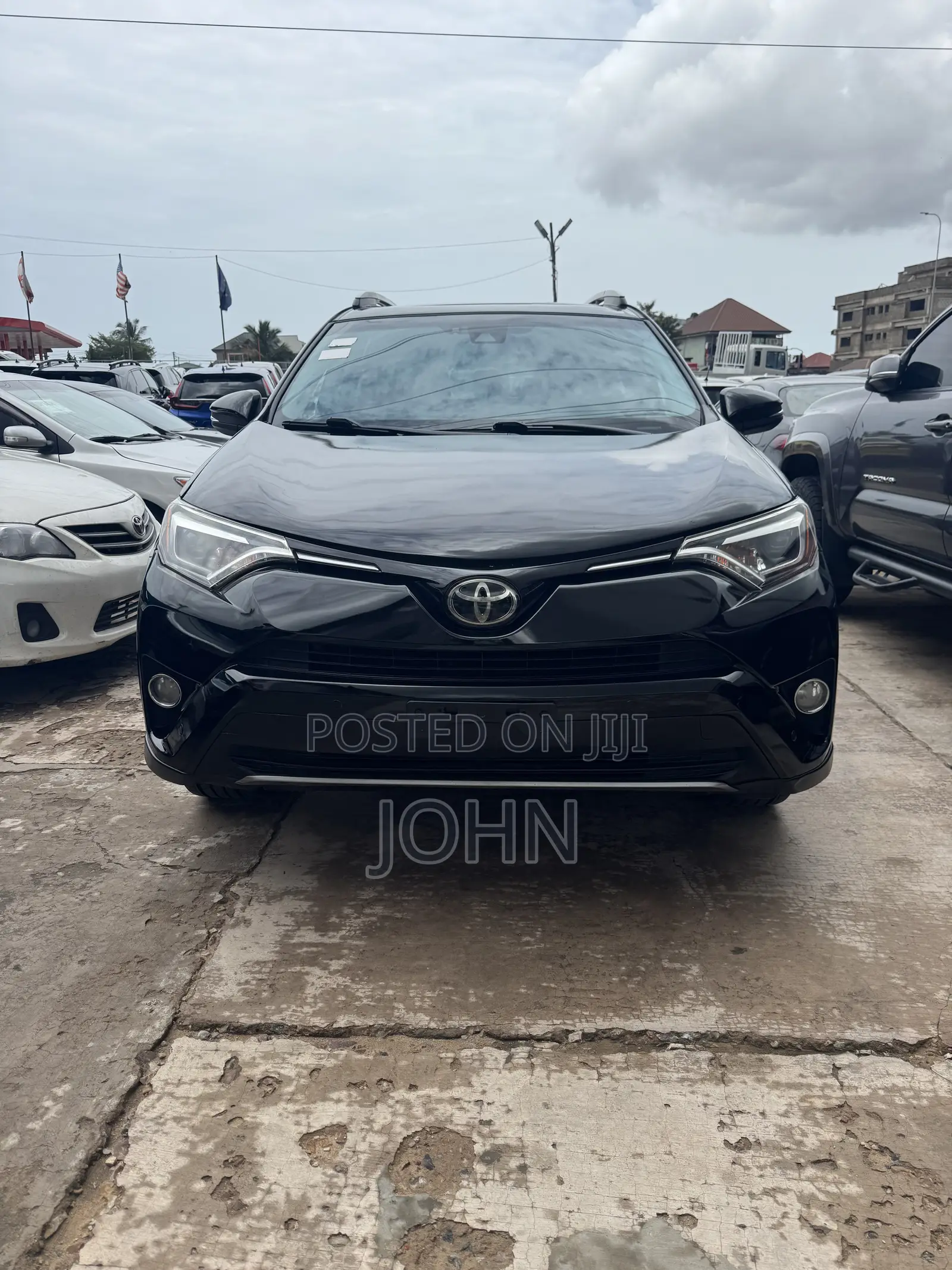 Toyota RAV4 Limited 4dr SUV (2.5L 4cyl 6A) 2018 Black