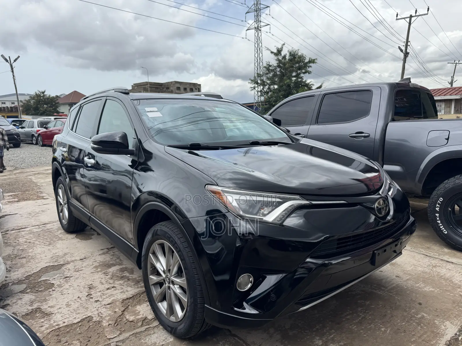 Toyota RAV4 Limited 4dr SUV (2.5L 4cyl 6A) 2018 Black