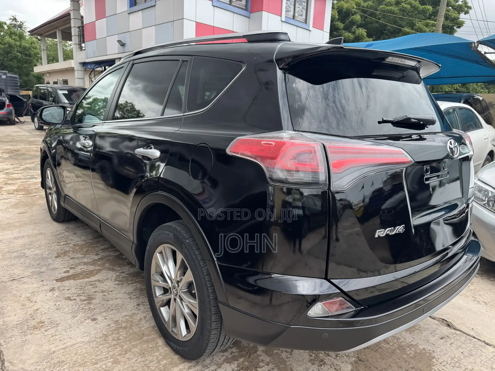 Toyota RAV4 Limited 4dr SUV (2.5L 4cyl 6A) 2018 Black