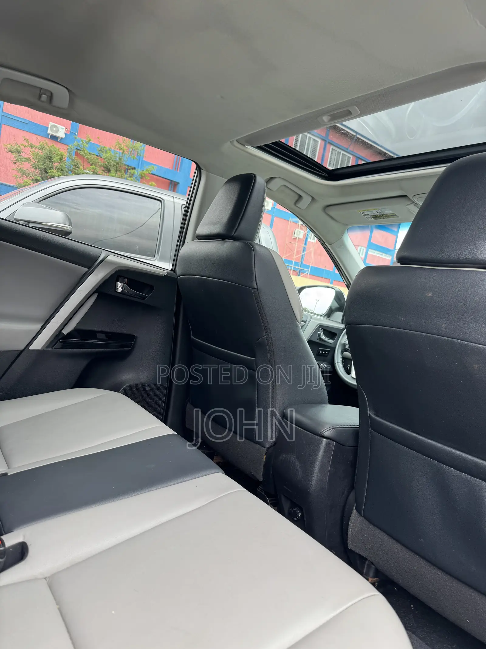 Toyota RAV4 Limited 4dr SUV (2.5L 4cyl 6A) 2018 Black