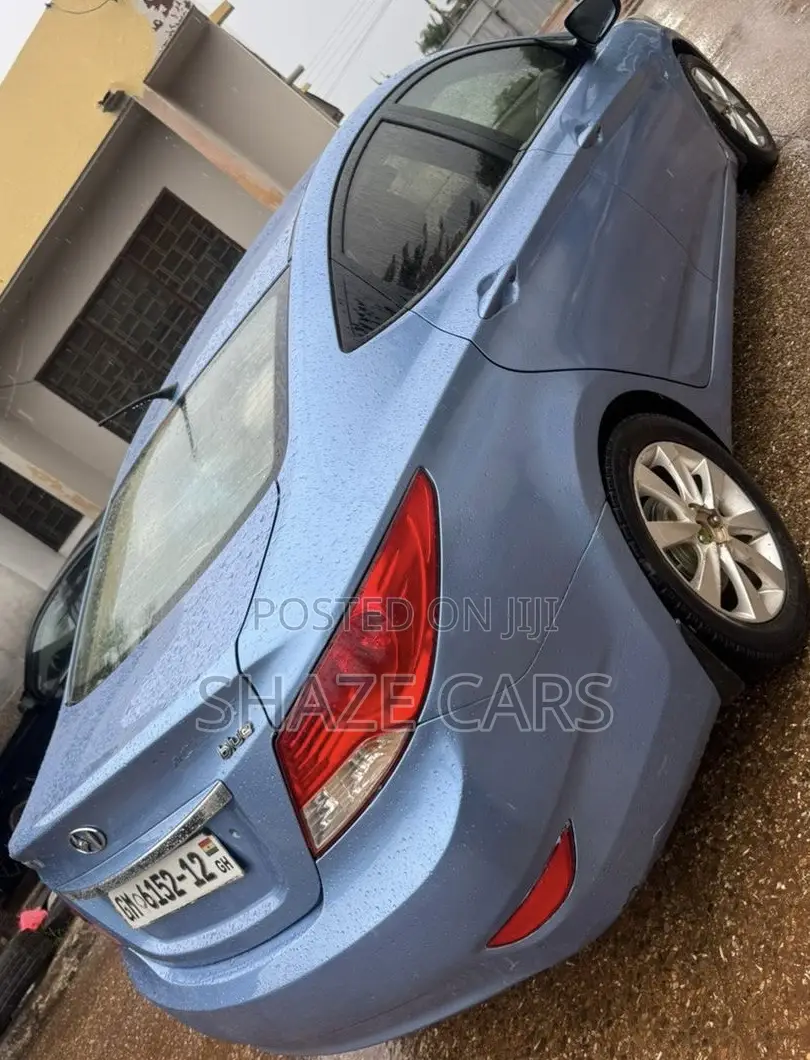 Hyundai Accent Blue 2010 Blue