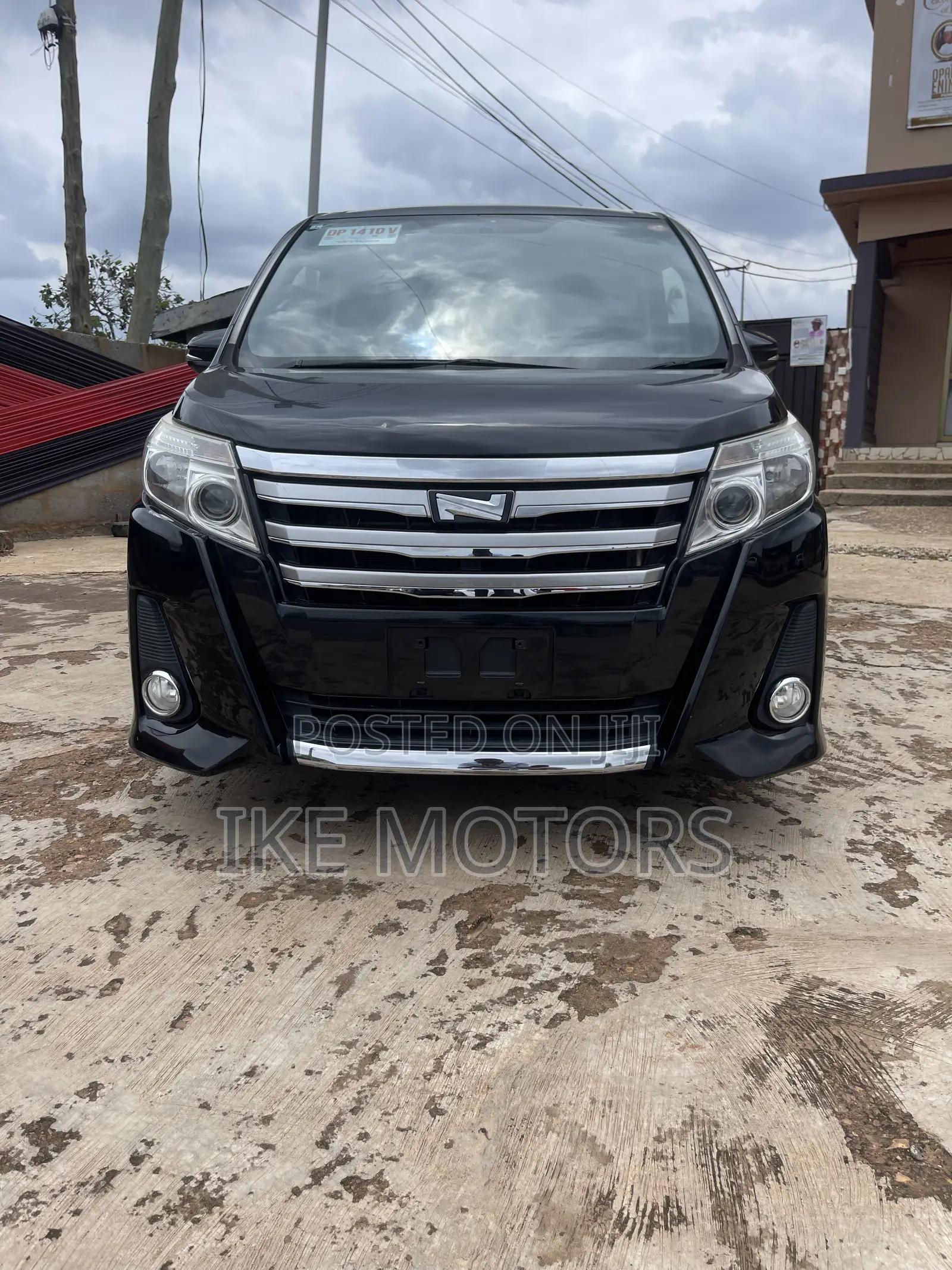 Toyota Voxy 2014 Black