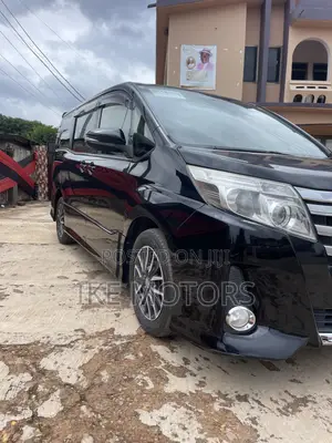 Toyota Voxy 2014 Black