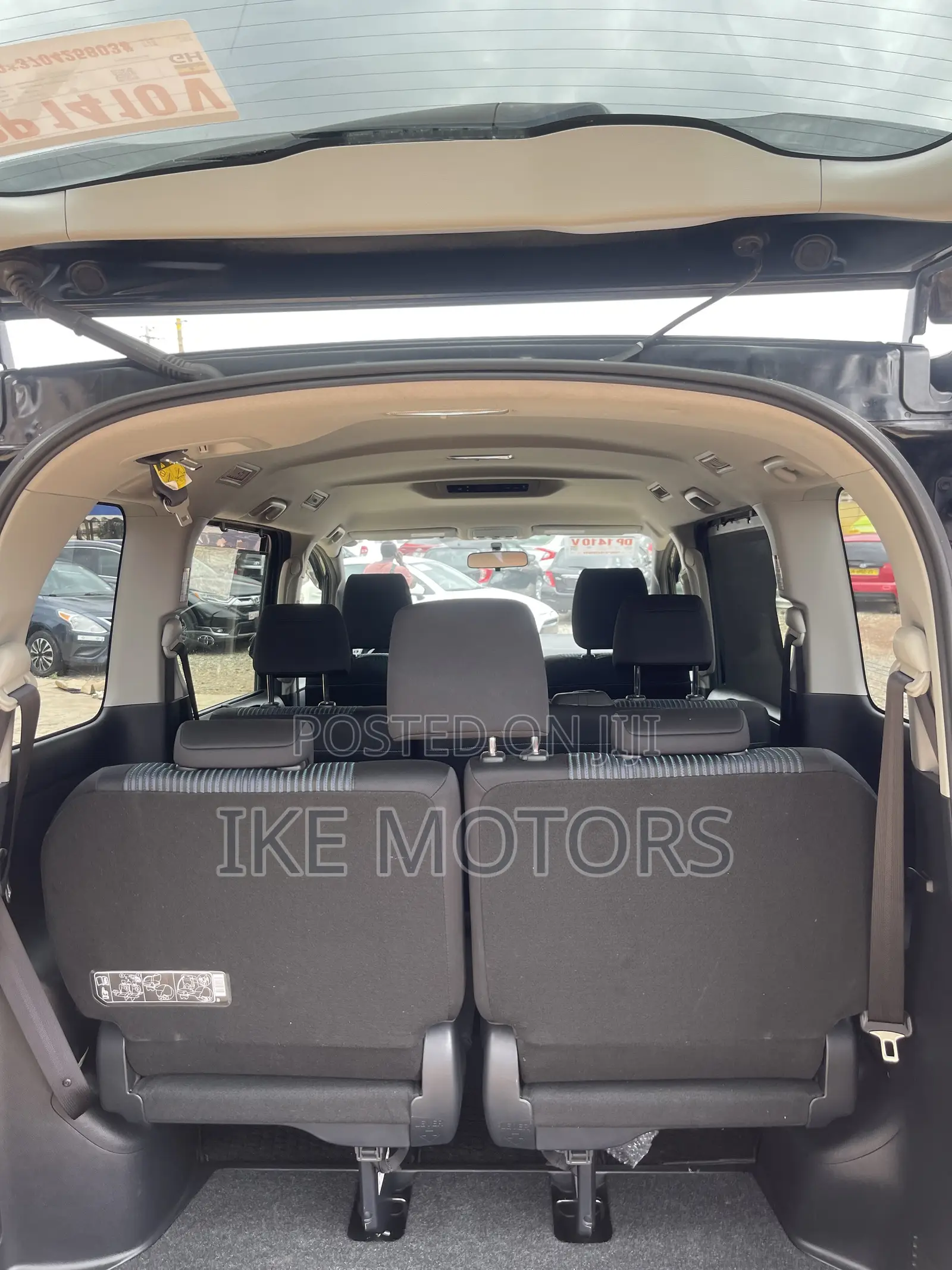 Toyota Voxy 2014 Black