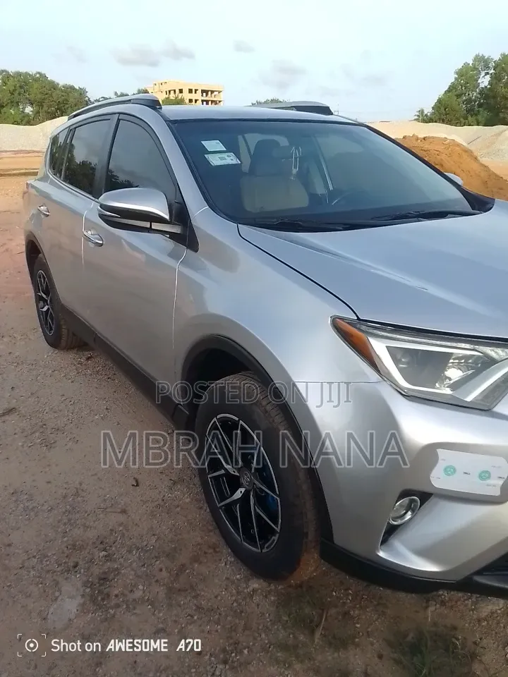 Toyota RAV4 2016 Silver