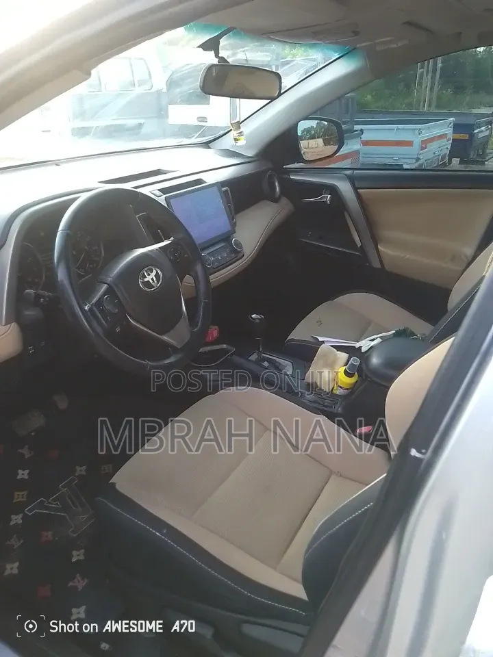 Toyota RAV4 2016 Silver