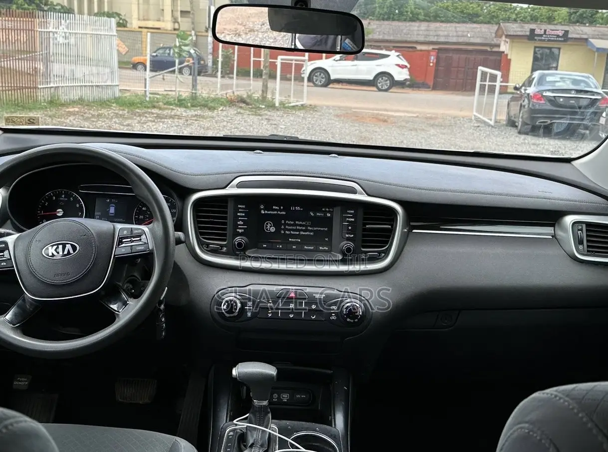 Kia Sorento 2.4L LX AWD 2019 Silver