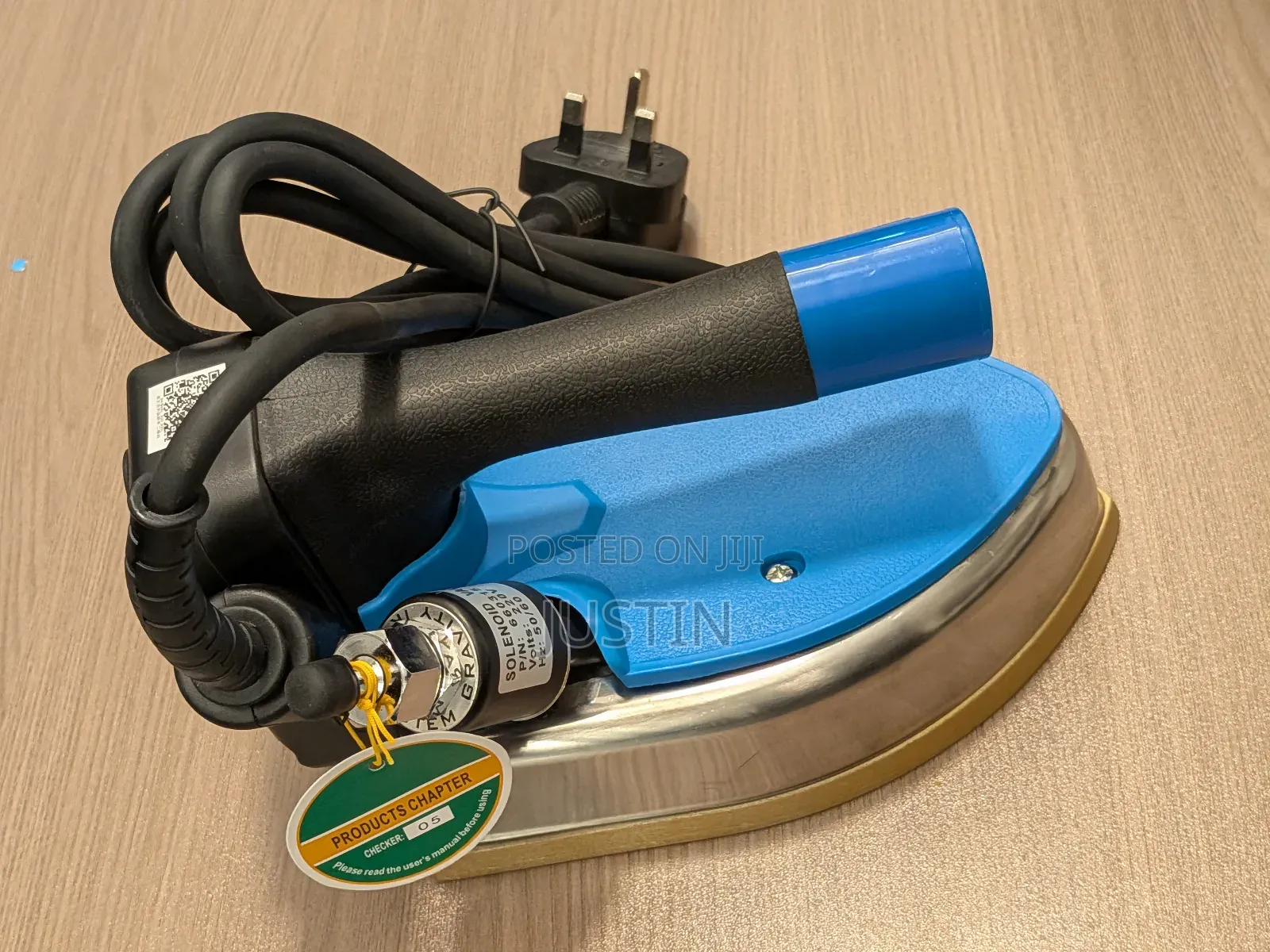 Original Britex Steam Iron for Sale. In Excellent Condition