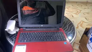 Laptop HP 15-f272wm 4GB Intel Pentium HDD 500GB