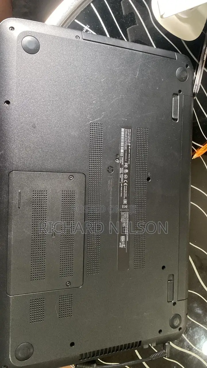 Laptop HP 15-f272wm 4GB Intel Pentium HDD 500GB
