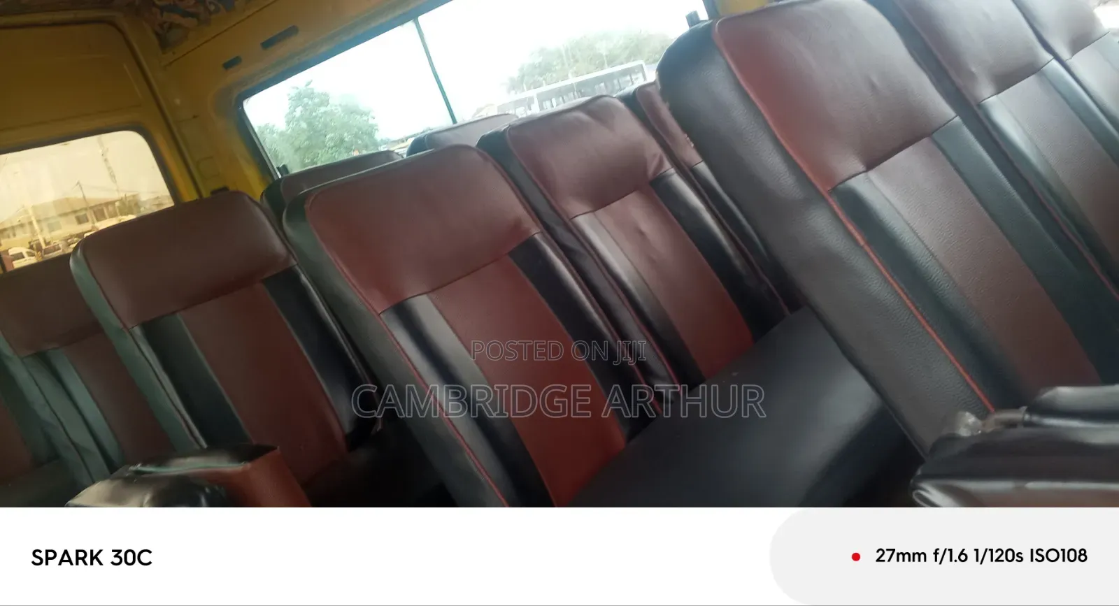 Mercedes-Benz Sprinter 2000 Yellow