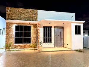 3bdrm House in Lake Side Estate for sale