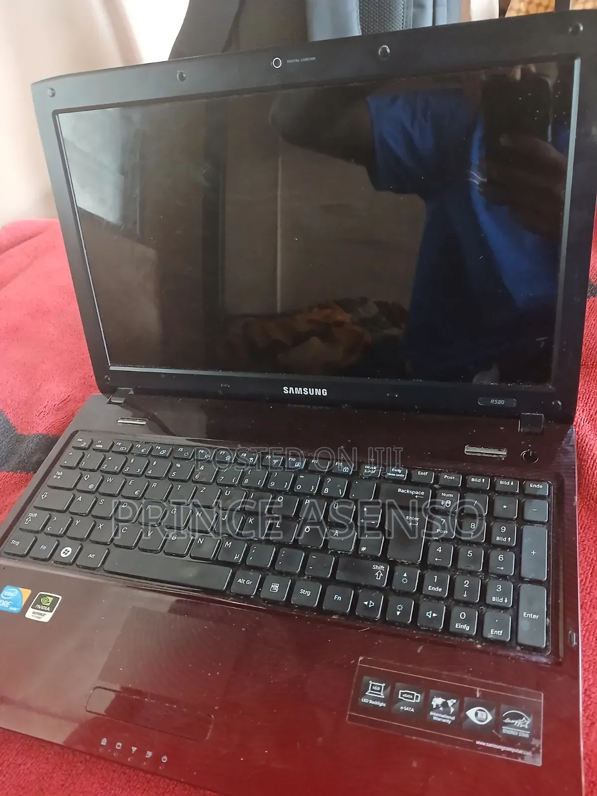 New Laptop Samsung R580 4GB Intel Core i3 SSD 500GB