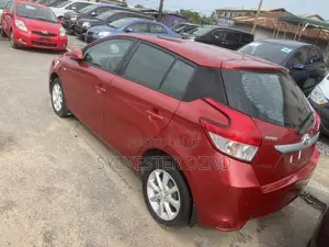 Toyota Yaris 2016 Red
