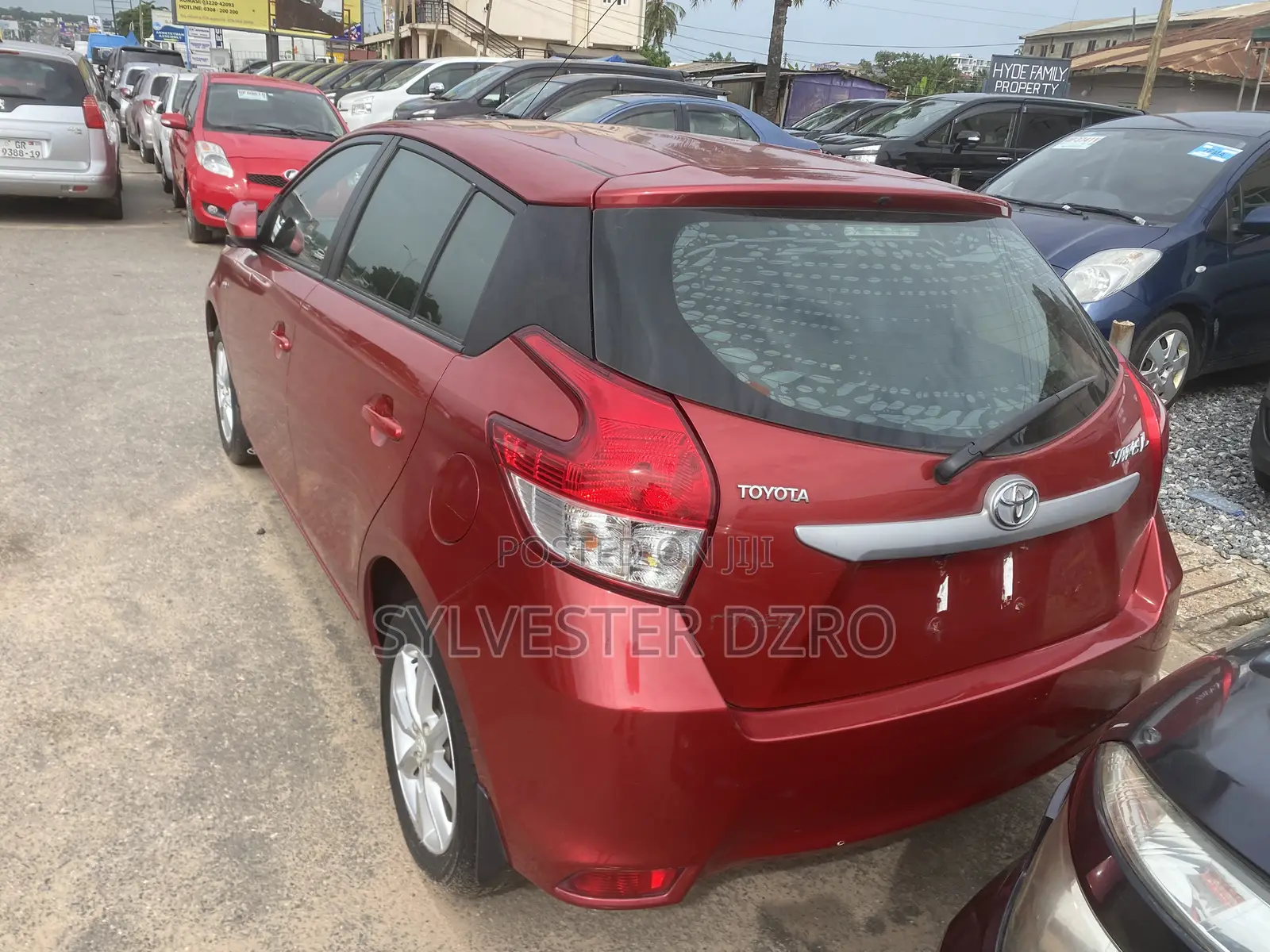 Toyota Yaris 2016 Red