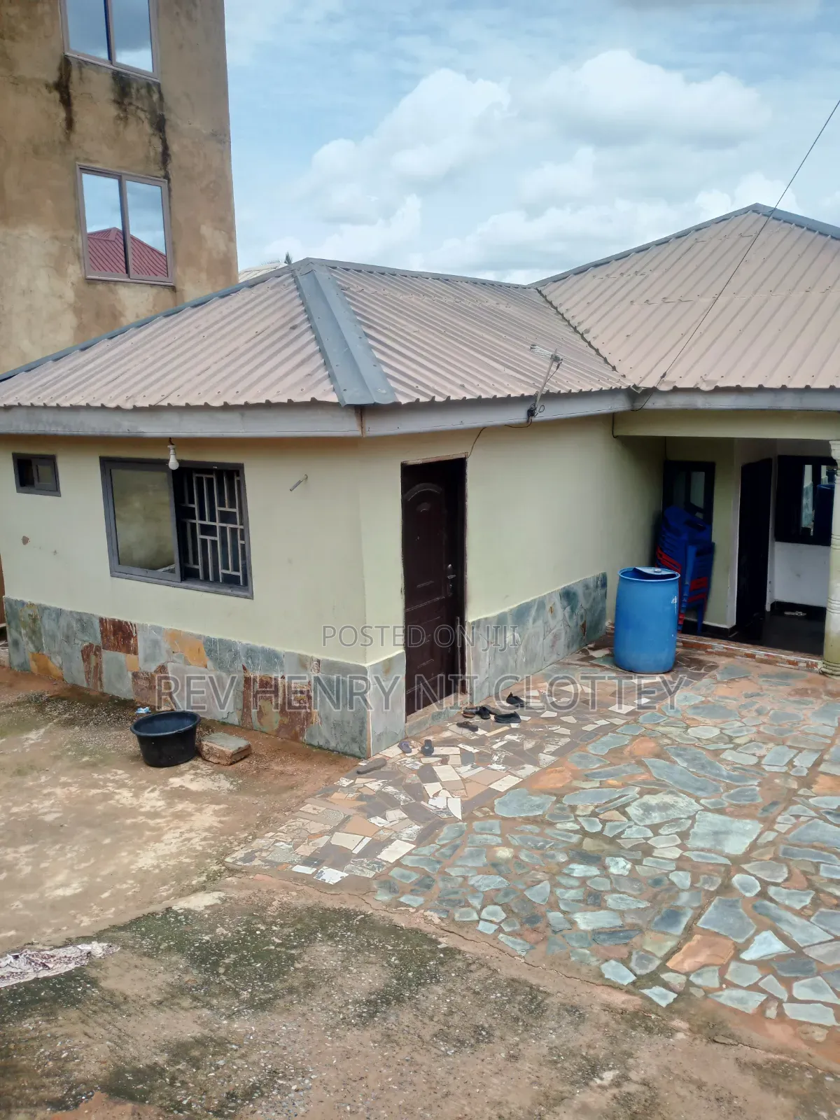 3bdrm House in Hnc Properties, Kwabenya for rent