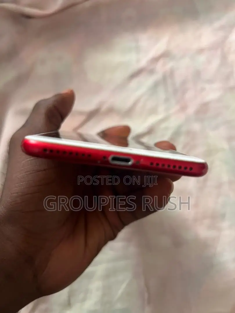 Apple iPhone 7 Plus 128 GB Red