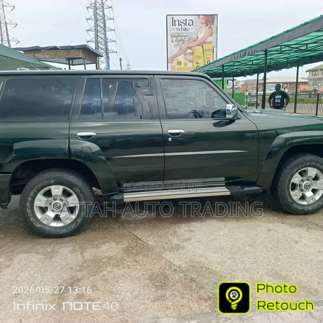 Nissan Patrol 2017 Black