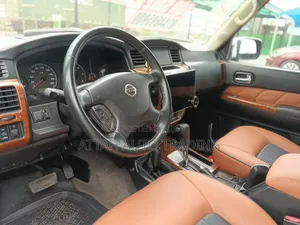 Nissan Patrol 2017 Black