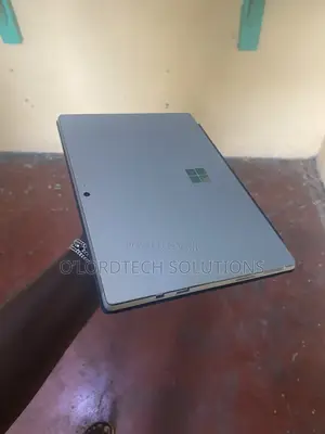 Laptop Microsoft Surface Pro 4GB Intel SSD 128GB