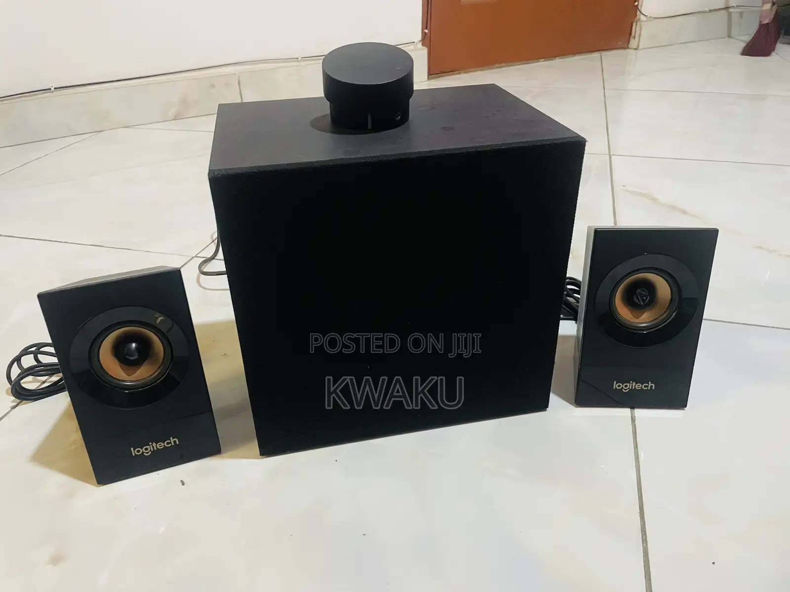 120w Logitech 2.1 Speaker System