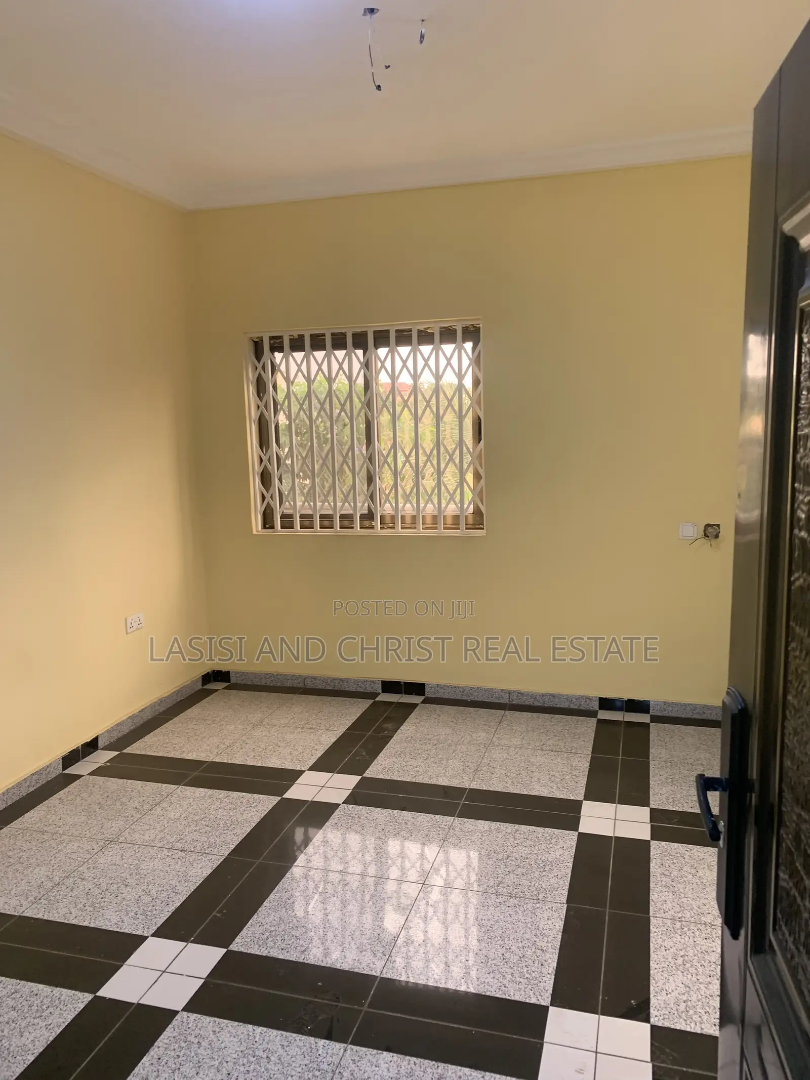 2bdrm Apartment in Lasisi And Christ, Amasaman for rent