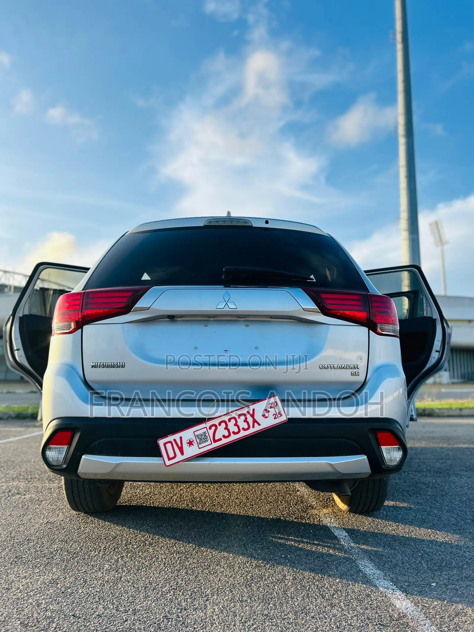 Mitsubishi Outlander SE FWD 2017 Silver