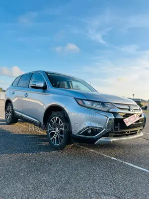 Mitsubishi Outlander SE FWD 2017 Silver
