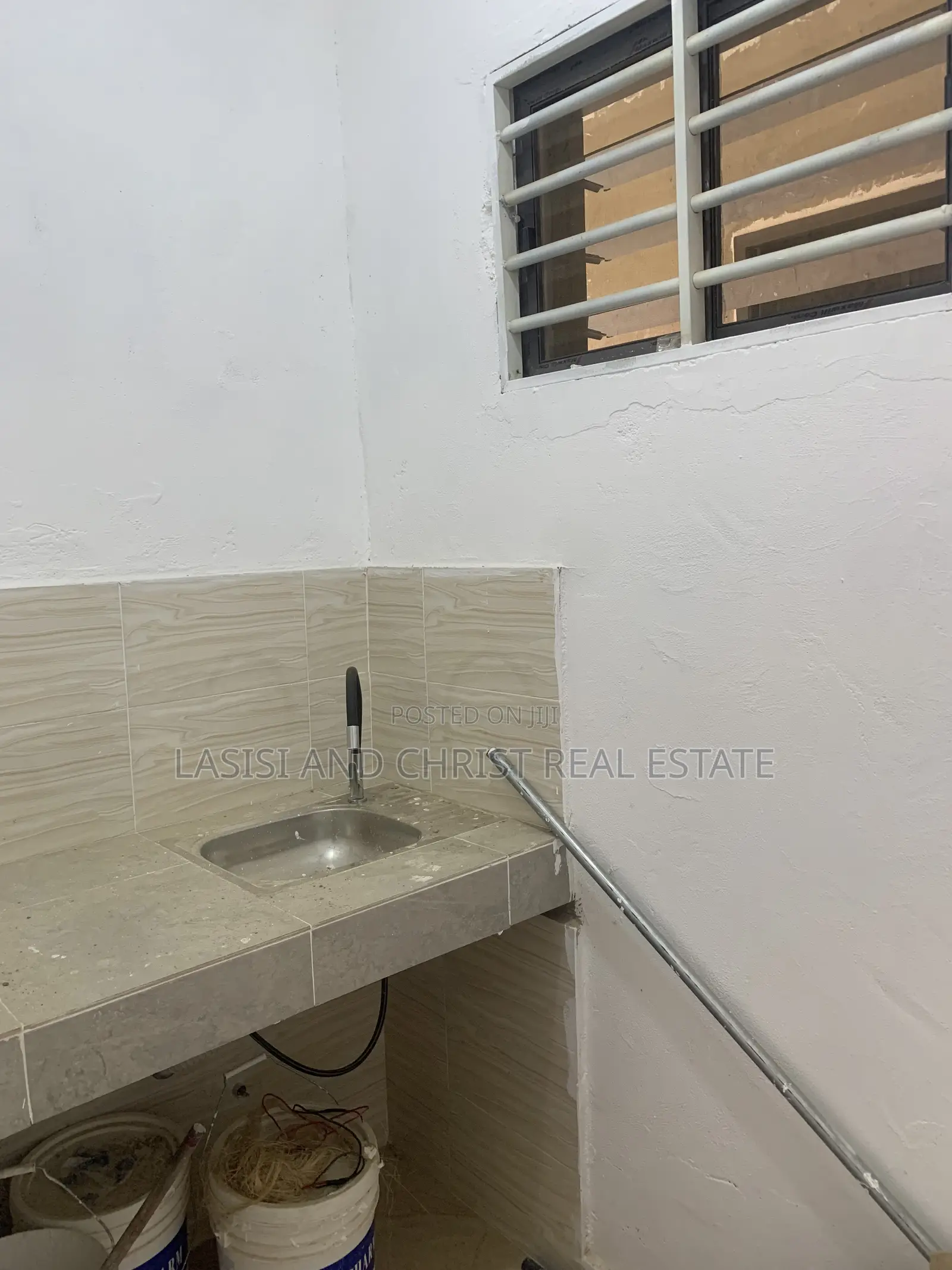 1bdrm Apartment in Lasisi And Christ, Amasaman for rent