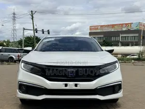 Honda Civic LX 4dr Sedan (2.0L 4cyl) 2016 White