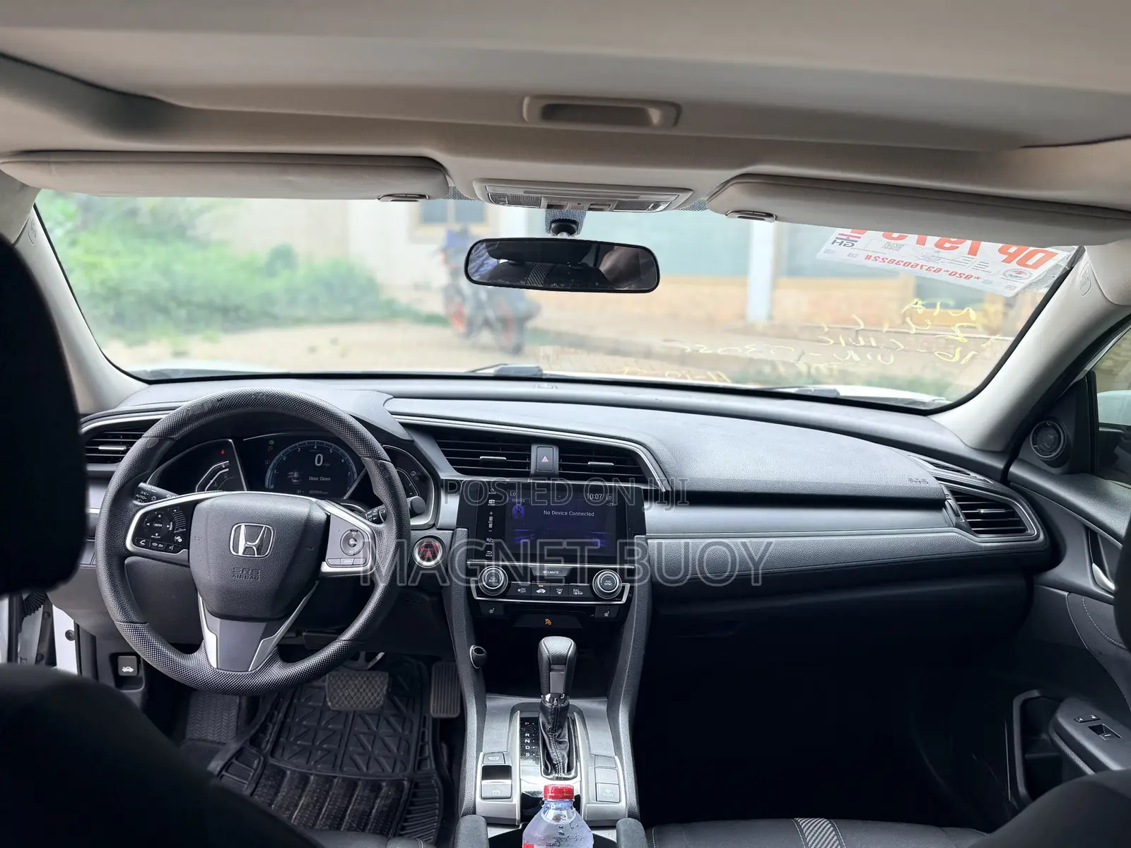 Honda Civic LX 4dr Sedan (2.0L 4cyl) 2016 White