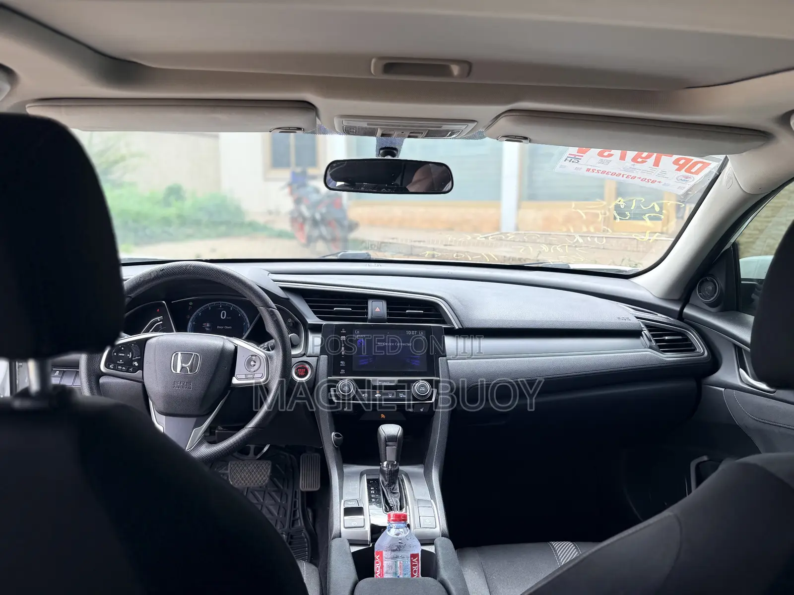 Honda Civic LX 4dr Sedan (2.0L 4cyl) 2016 White