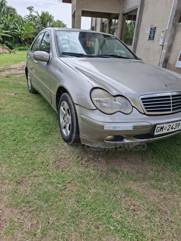 Mercedes-Benz C180 2003 Brown