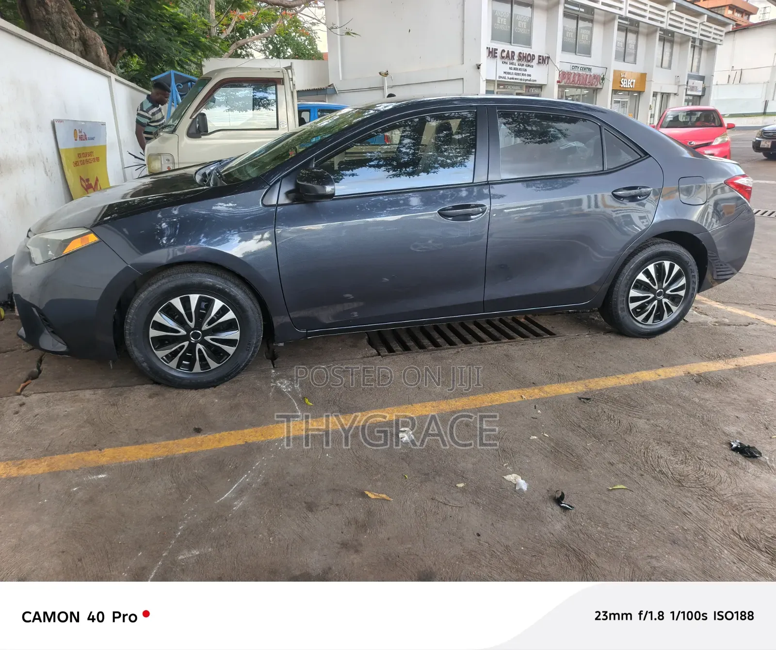 Toyota Corolla LE 4dr Sedan (1.8L 4cyl CVT) 2016 Gray