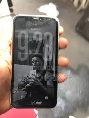 Apple iPhone 11 64 GB White