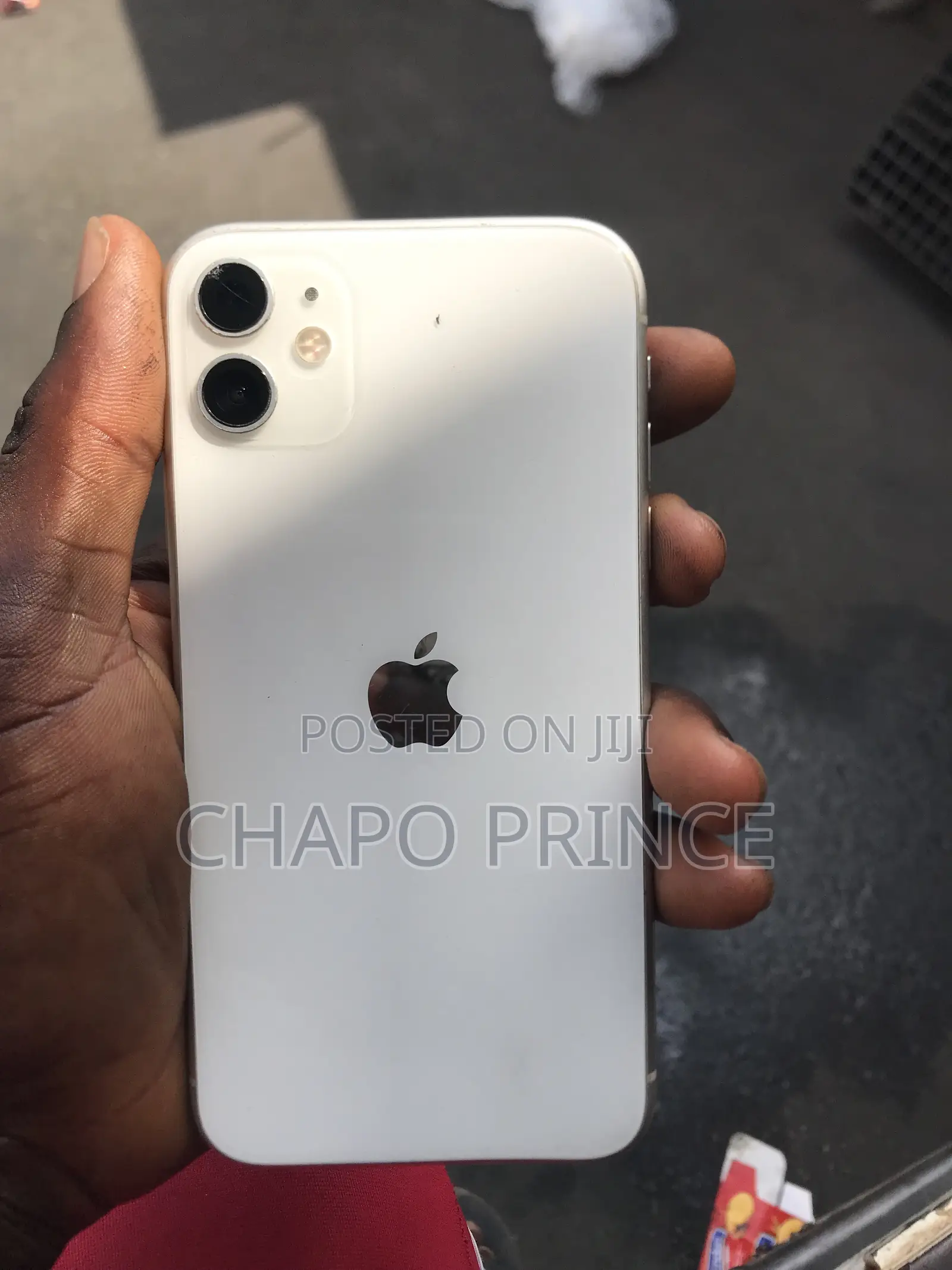 Apple iPhone 11 64 GB White