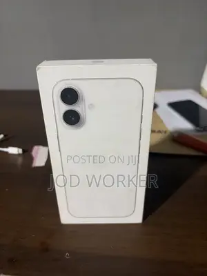 New Apple iPhone 17 256 GB White