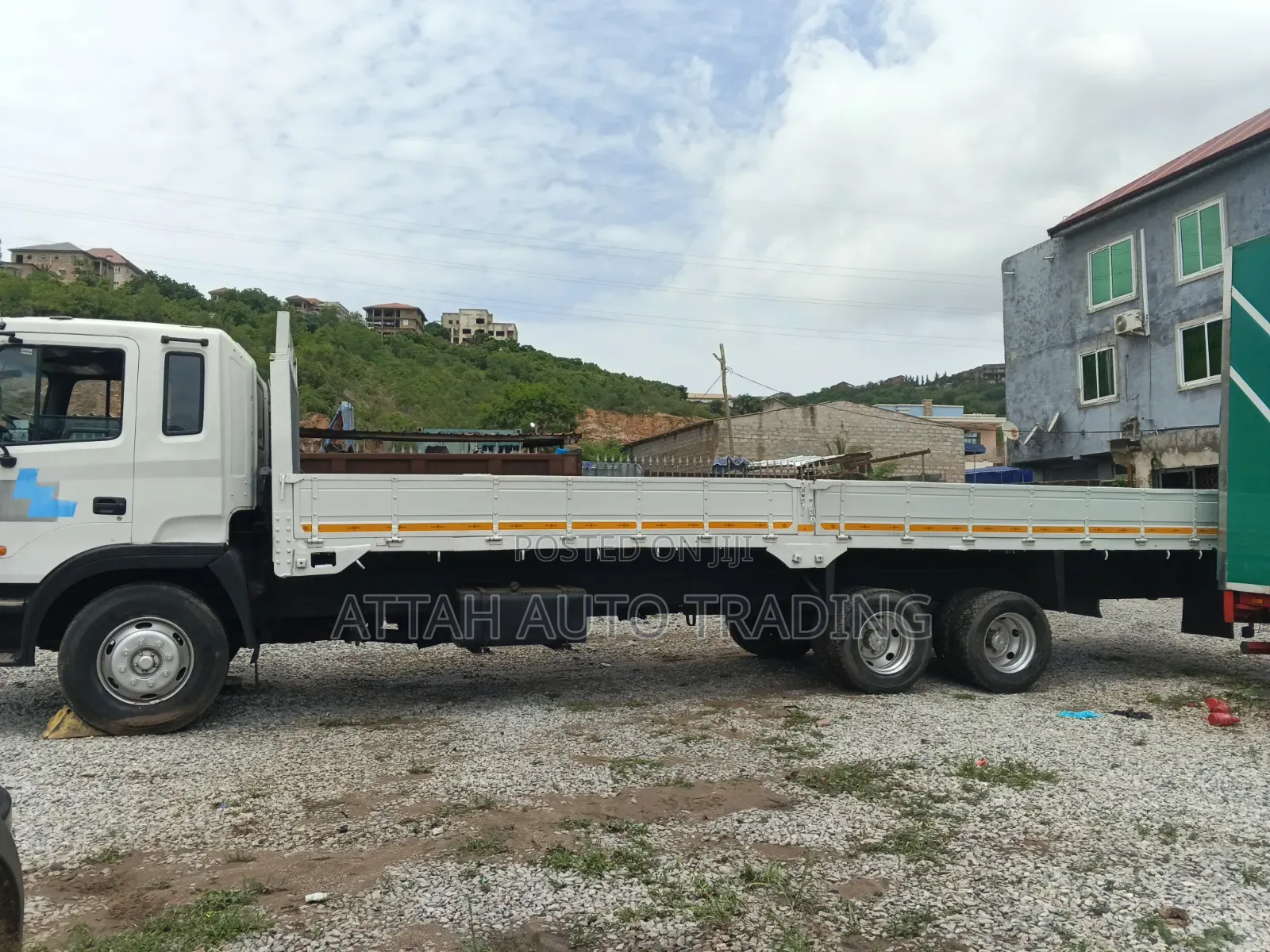 9.5 Tons Double Axle Truck