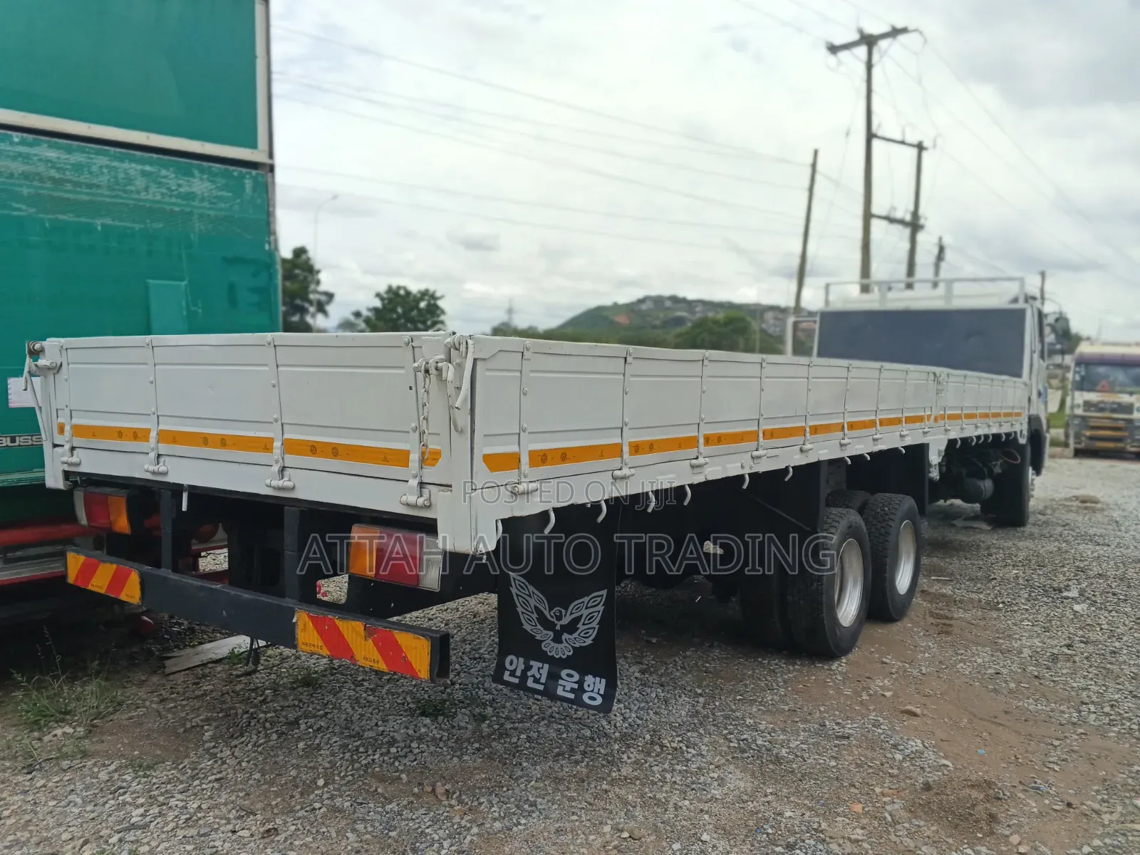 9.5 Tons Double Axle Truck