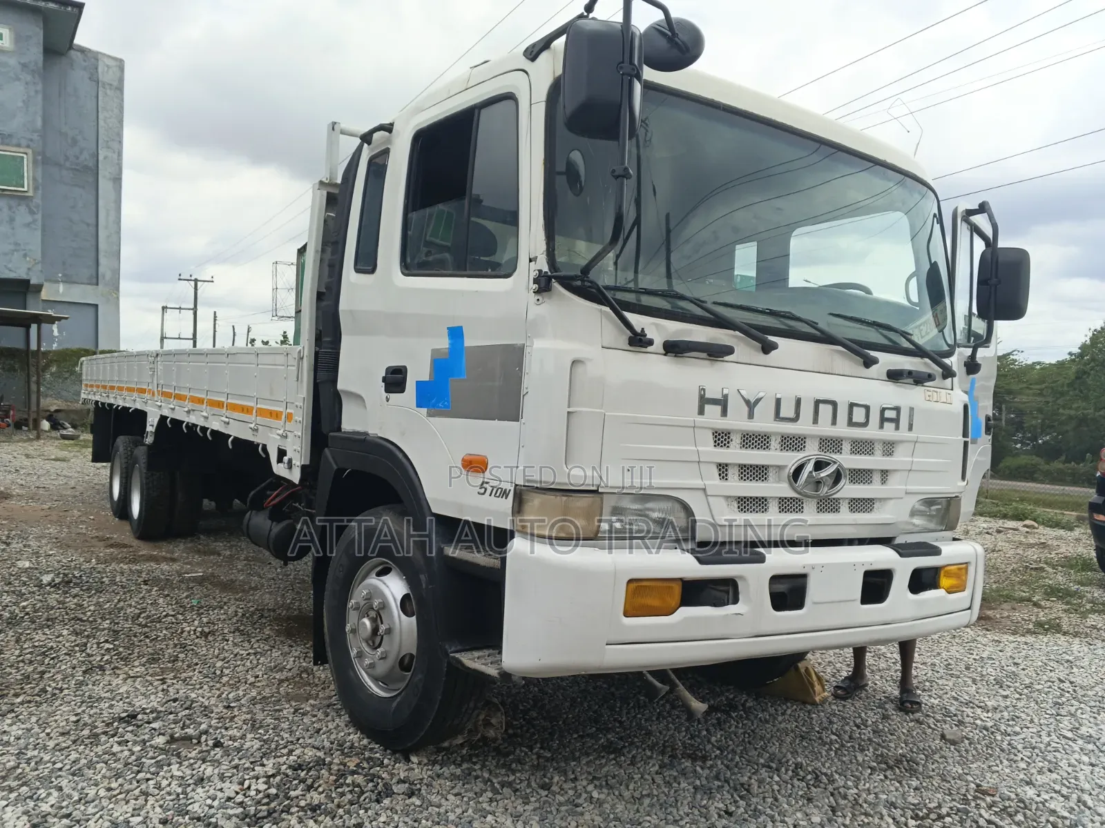 9.5 Tons Double Axle Truck