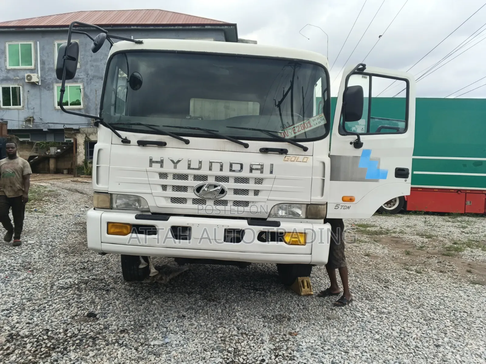 9.5 Tons Double Axle Truck