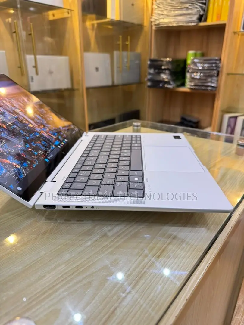 New Laptop HP EliteBook X360 1040 G11 32GB Intel Core Ultra 7 SSD 512GB