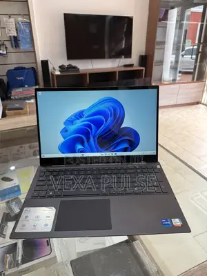 Laptop Dell Inspiron 15 16GB Intel Core i7 SSD 1T