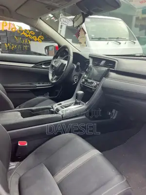 Honda Civic 2019 Red