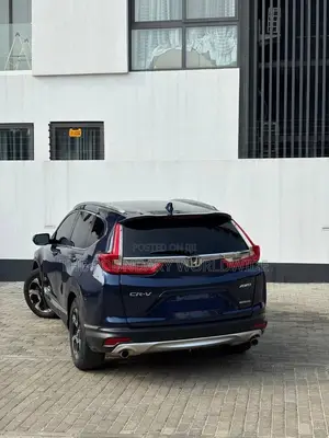 Honda CR-V Touring AWD 2019 Blue