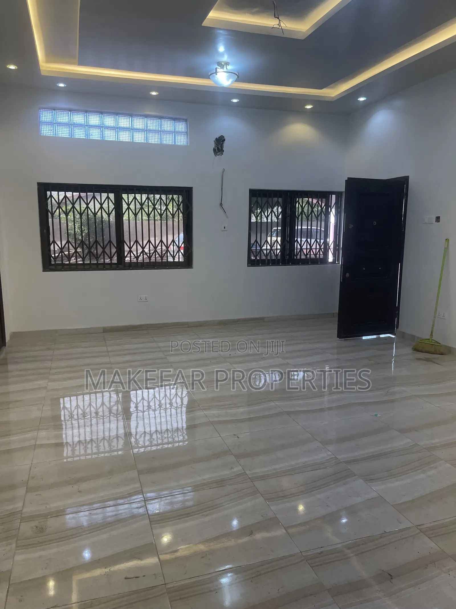 2bdrm Apartment in American House for rent