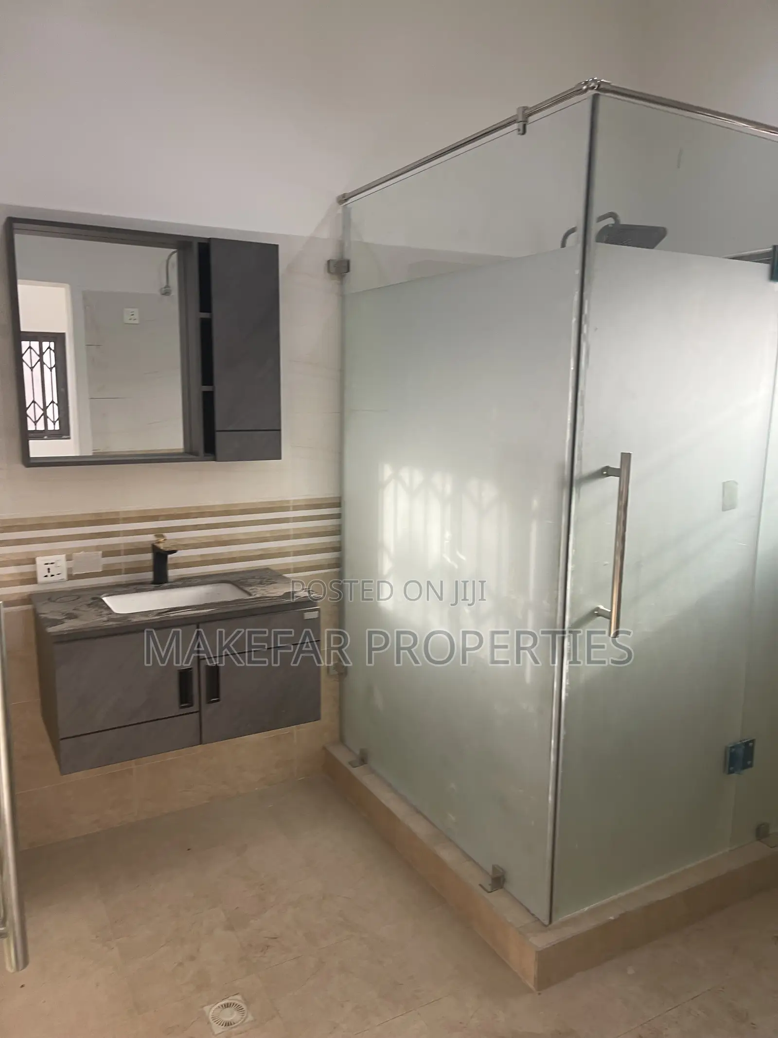 2bdrm Apartment in American House for rent